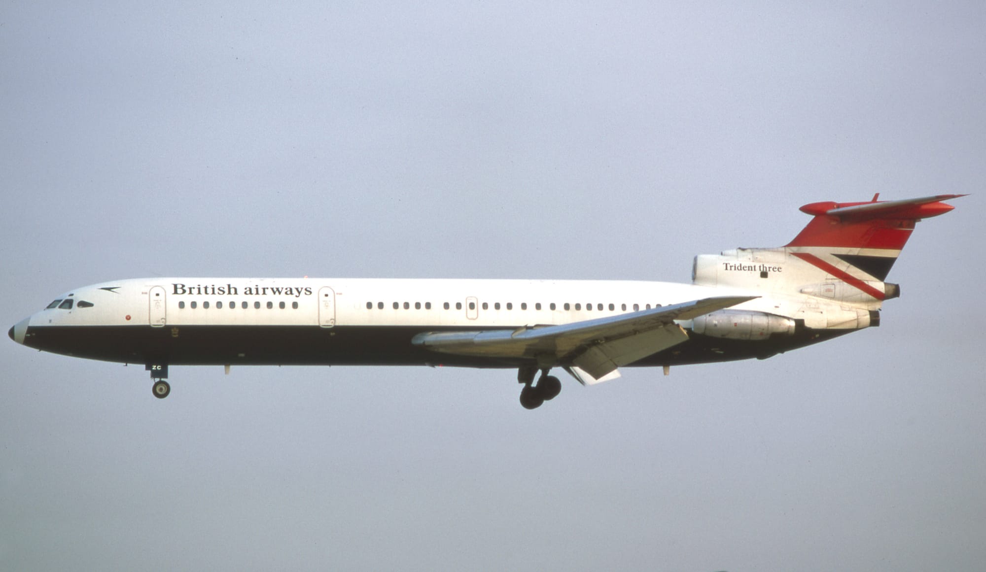 British Airways Hawker Siddeley Trident 3B in flight